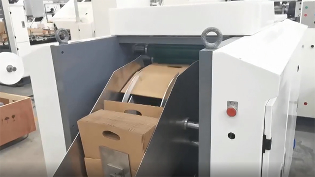 Blockbodenbeutelmaschine für Papierbeutel mit Griffloch